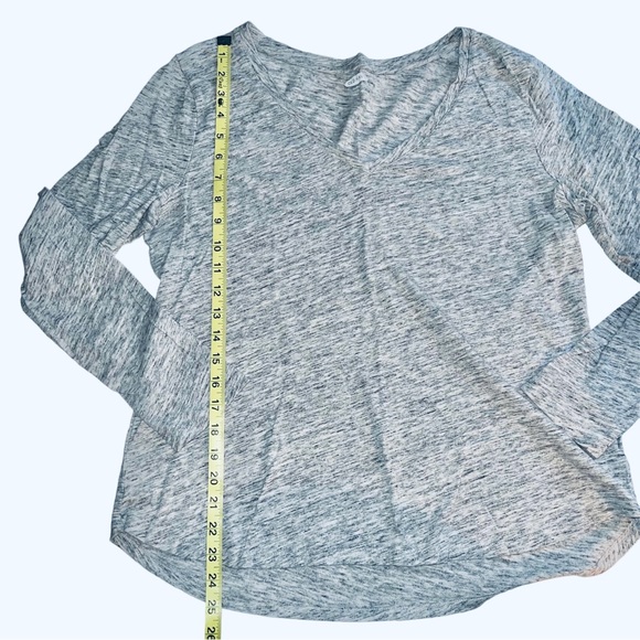 Old Navy Gray Slub V Neck Knit Shirt Sz L - Picture 2 of 5